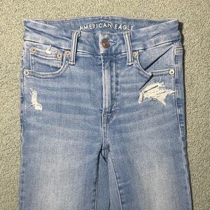 American Eagle Outfitters Women's Light Blue High Rise Jeans